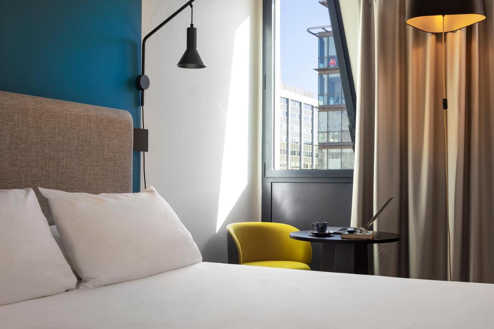 Ibis Marseille Centre Euromed Hotel Exterior photo