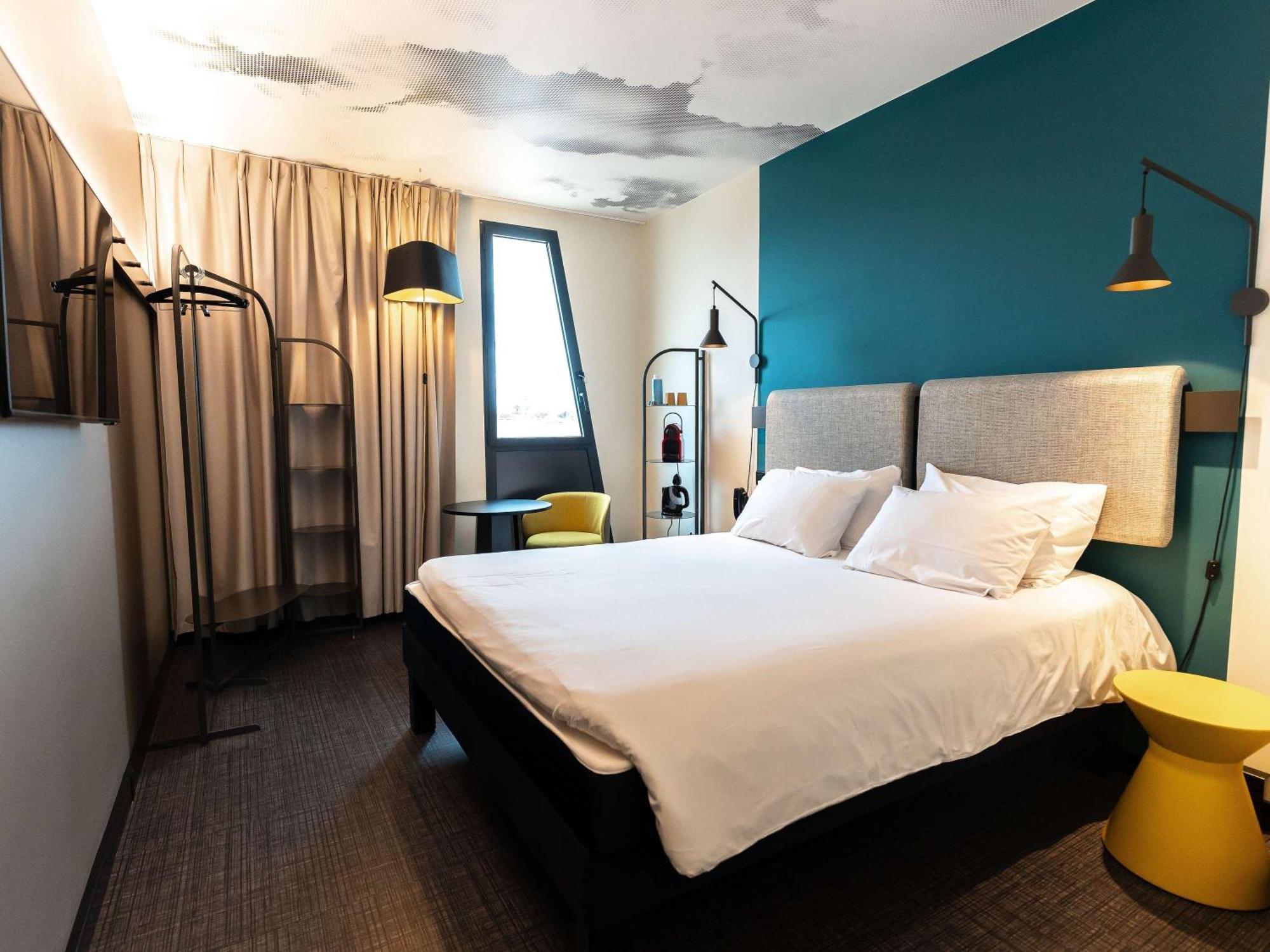 Ibis Marseille Centre Euromed Hotel Exterior photo